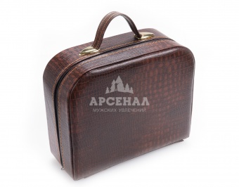 Подарочный набор для пикника в чемодане "Барсетка походная №2" на 4 персоны